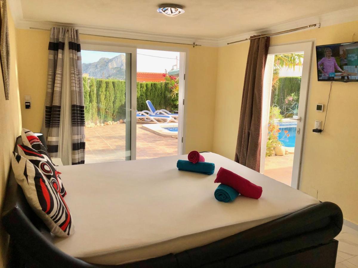 Villa Hayahay With Private Pool & Amazing View Calp Dış mekan fotoğraf