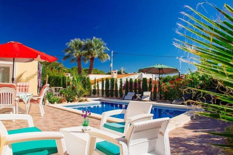 Villa Hayahay With Private Pool & Amazing View Calp Dış mekan fotoğraf