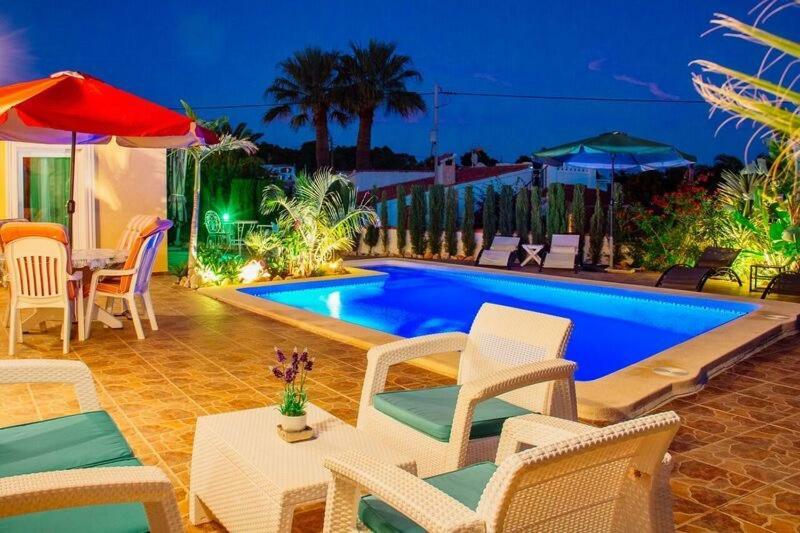Villa Hayahay With Private Pool & Amazing View Calp Dış mekan fotoğraf